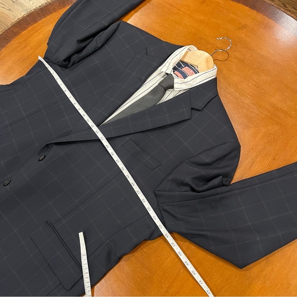 Lauren Ralph Lauren Wool Blend 2-Piece Suit Navy Blue Windowpane Plaid 50R 40x30 - Picture 9 of 16
